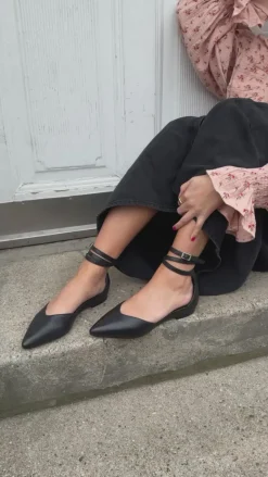 Copenhagen Shoes Ballerinasko^FLOWER CHILD - Black