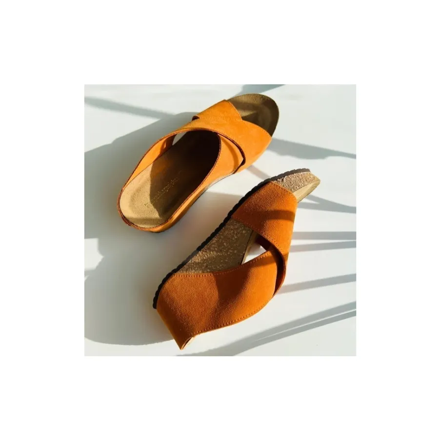 Copenhagen Shoes Sandaler Med Kilehæle^FRANCES 23 Suede - ORANGE (ARANCIO 400) Frances23 suede slippers orange arancio 400