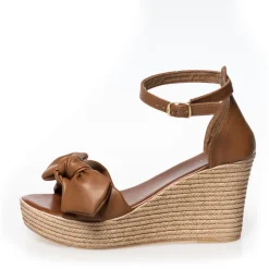 Copenhagen Shoes Sandaler Med Kilehæle^GENE - COGNAC Genesandal wedge cognac