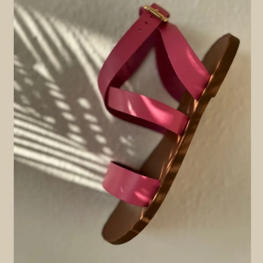 Copenhagen Shoes Flade Sandaler^GLOWING - PINK Glowingsandal pink
