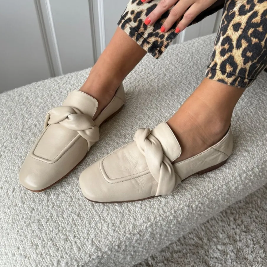 Copenhagen Shoes Loafers^LIKE FAIRY TALES - OFF WHITE (BRICH) Likefairy tales loafer off white brich