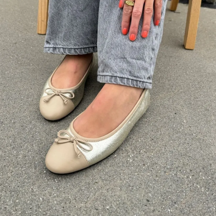Copenhagen Shoes Ballerinasko^LIKE MOVING - GOLD/NUDE - GOLD/NUDE Gold nude