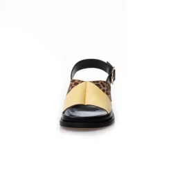 Copenhagen Shoes Flade Sandaler^NEW STRONGER MULTI 23 - PALE BANANA/LEO Newstronger multi 23 sandal pale banana leo