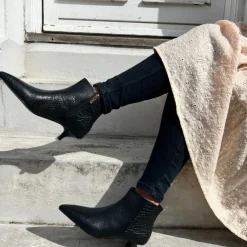 Copenhagen Shoes Støvler Med Hæl|Ankelstøvler^PARI' CRC. - Black Croco Paricrocco boot black croco
