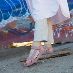 Copenhagen Shoes Flade Sandaler^PEACE Suede - Rosa Peacesuede sandal rosa