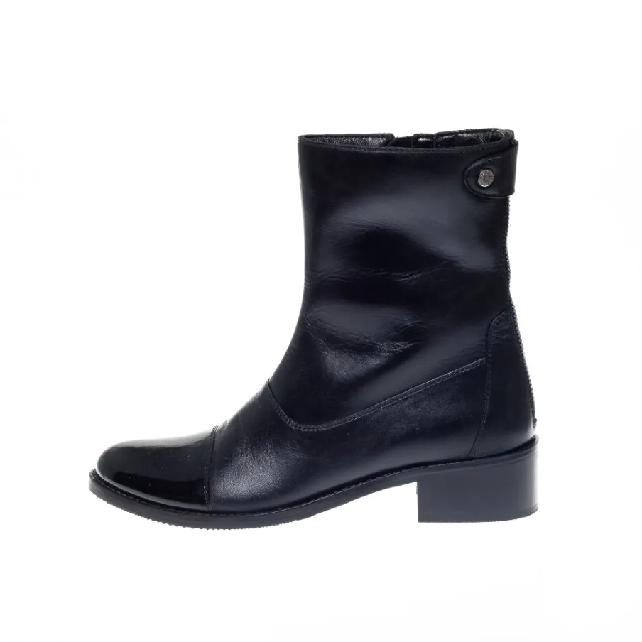 Copenhagen Shoes Ankelstøvler^SHE PATENT 21 - Black Shepatent 21 boot black