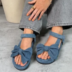 Copenhagen Shoes Flade Sandaler^SKY AND DIAMONDS 23 SUEDE - Denim Blue Skyand diamonds 23 suede sandal denim blue