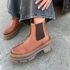 Copenhagen Shoes Chelsea Boots|Ankelstøvler^YOU AND ME LOW 22 - COGNAC Youand me low 22 boot cognac